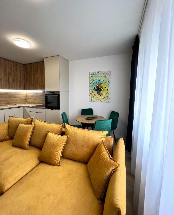 Cozy Stay Apartment Trencin Exterior photo